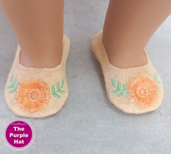 ITH Fringed Flower shoes or slippers for 18 inch doll 4x4