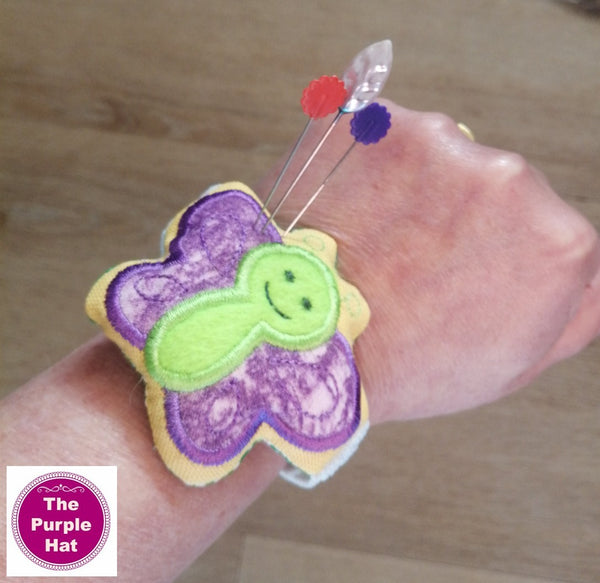 ITH Butterfly Wrist Pincushion and Scissors Holder Set 4x4