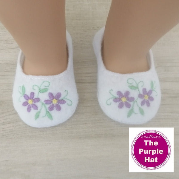 ITH Daisy shoes or slippers for 18 inch doll 4x4