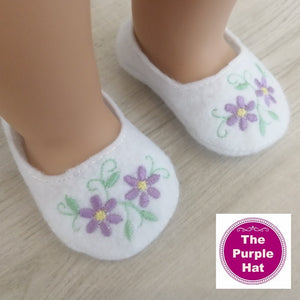 ITH Daisy shoes or slippers for 18 inch doll 4x4