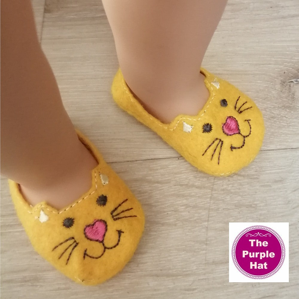 ITH Kitty shoes or slippers for 18 inch doll 4x4